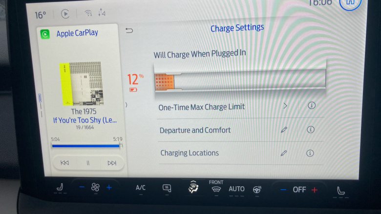 Ford Transit Courier E-Transit Courier 100kW 43kWh Limited Van Auto